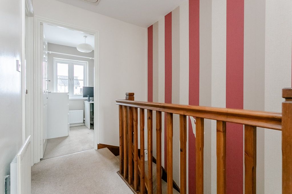Additional image 19 of 3 bed terraced house for saleBurnbrae Pend, Bonnyrigg EH19