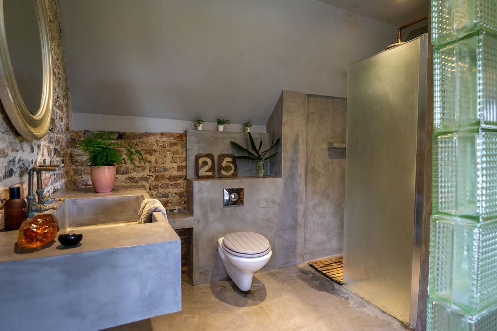 Additional image 16 of 7 bed property for saleGloucester Road, Longhope GL17