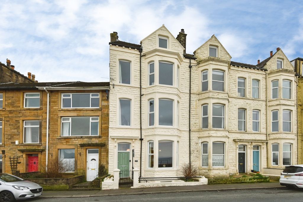 6 bed terraced house for saleMarine Road East, Morecambe, Lancashire LA4