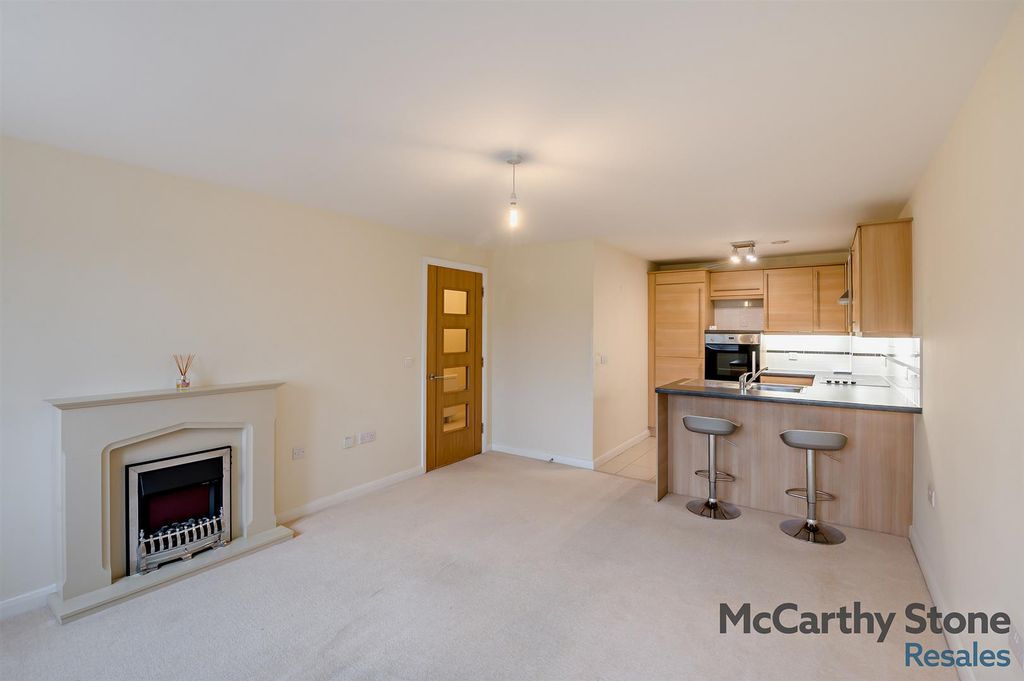 Additional image 10 of 2 bed flat for saleRyebeck Court, Eastgate, Pickering YO18
