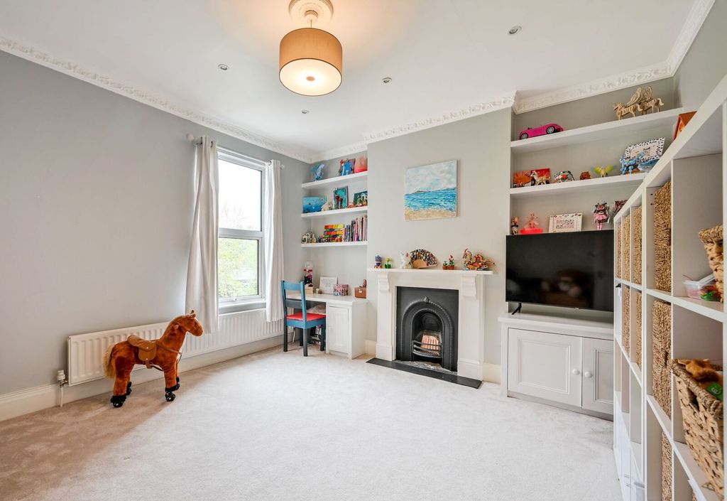 Additional image 11 of 5 bed semi-detached house for saleChestnut Grove, New Malden KT3