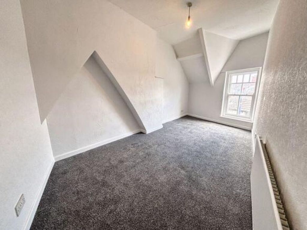 Additional image 4 of 1 bed flat for saleJohn Street, Porthcawl CF36