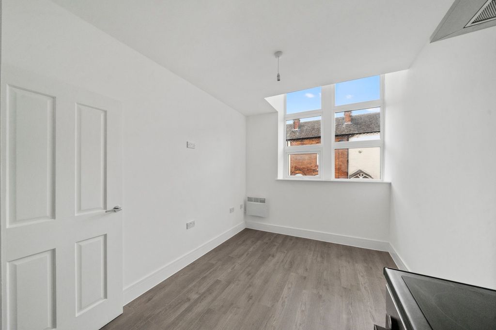 1 bed flat for saleRailway Road, Leigh WN7