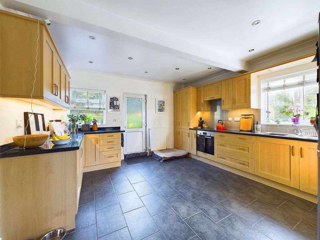 Additional image 6 of 3 bed semi-detached house for salePrinces Place, Princes Risborough, Buckinghamshire HP27