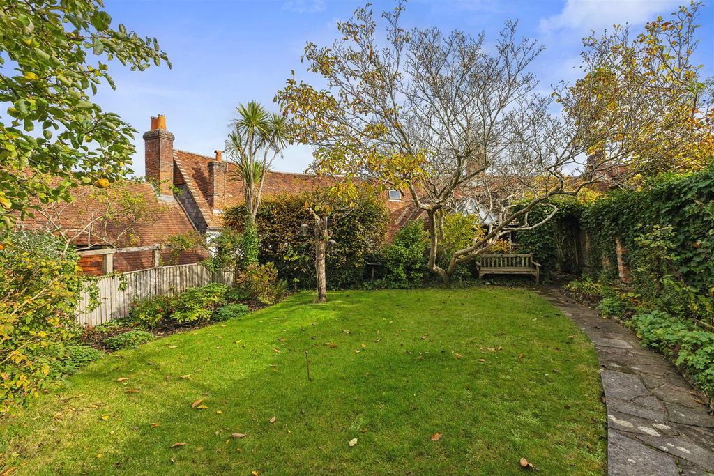 Additional image 15 of 4 bed terraced house for saleKnockhundred Row, Midhurst GU29