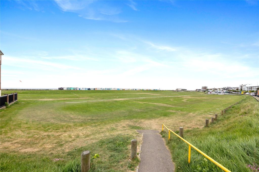 Additional image 14 of 2 bed flat for saleMarlin Court, 32 Brighton Road, Lancing, West Sussex BN15