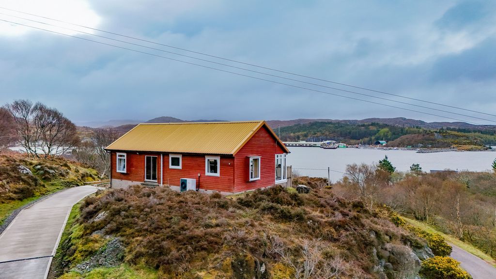 Additional image 34 of 2 bed detached bungalow for saleLochinver, Lairg IV27