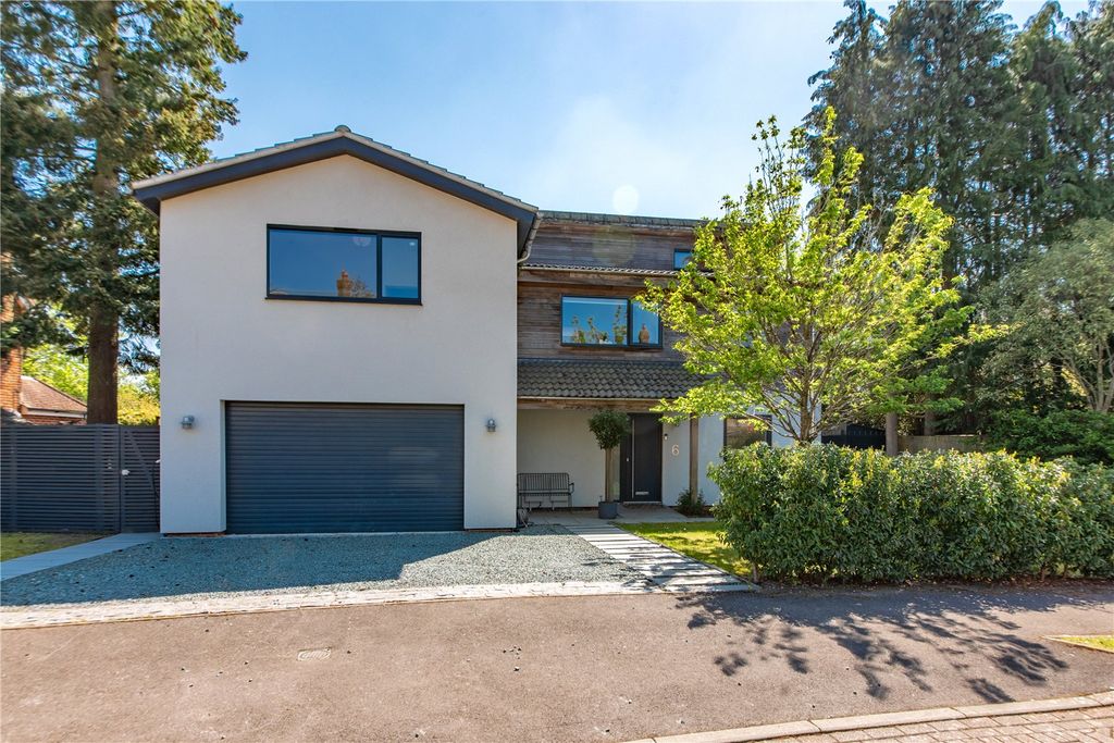 Additional image 29 of 5 bed detached house for saleHeather Gardens, Newbury, Berkshire RG14