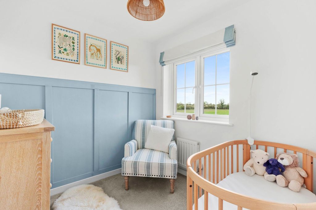 Additional image 10 of 4 bed detached house for saleWayfarers End, Princes Risborough HP27