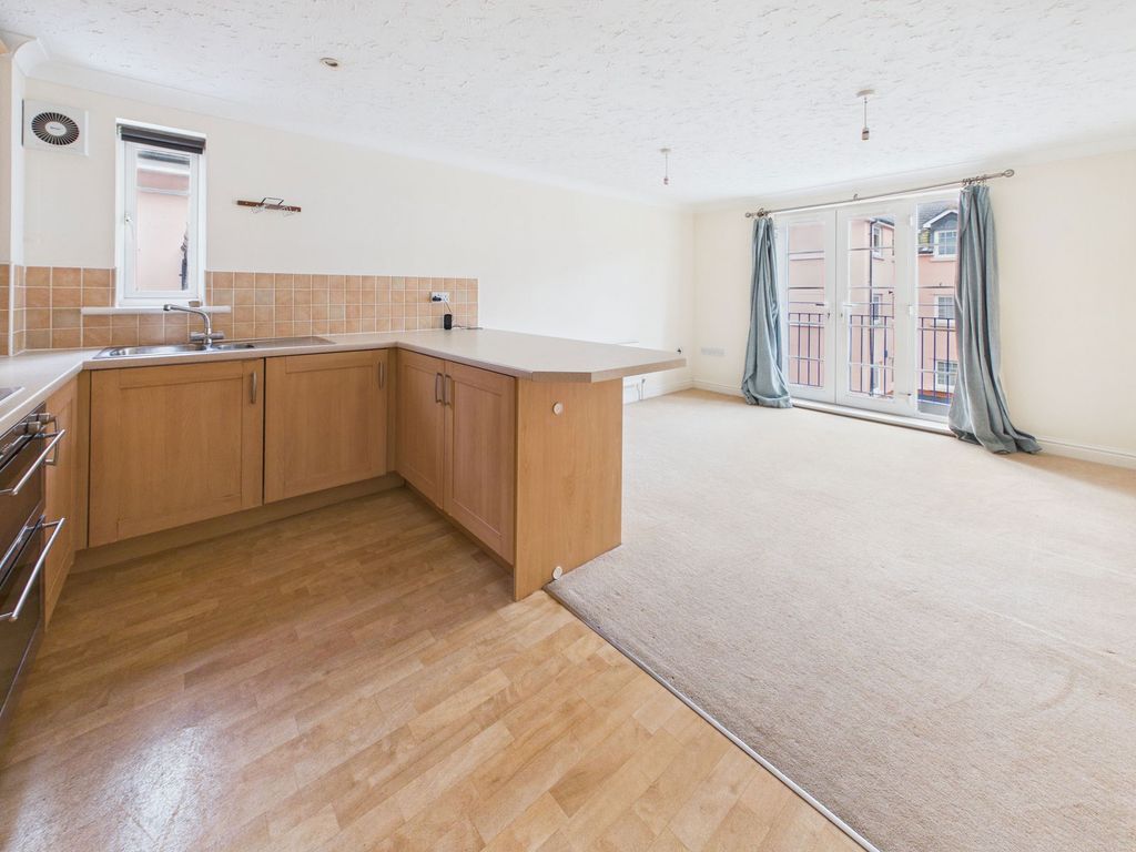 2 bed flat for saleWoolbrook Road, Sidmouth EX10 photo 2
