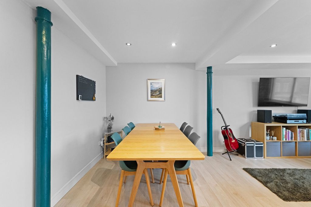 Additional image 7 of 2 bed flat for saleTownley Mill, Townley Street, Macclesfield SK11