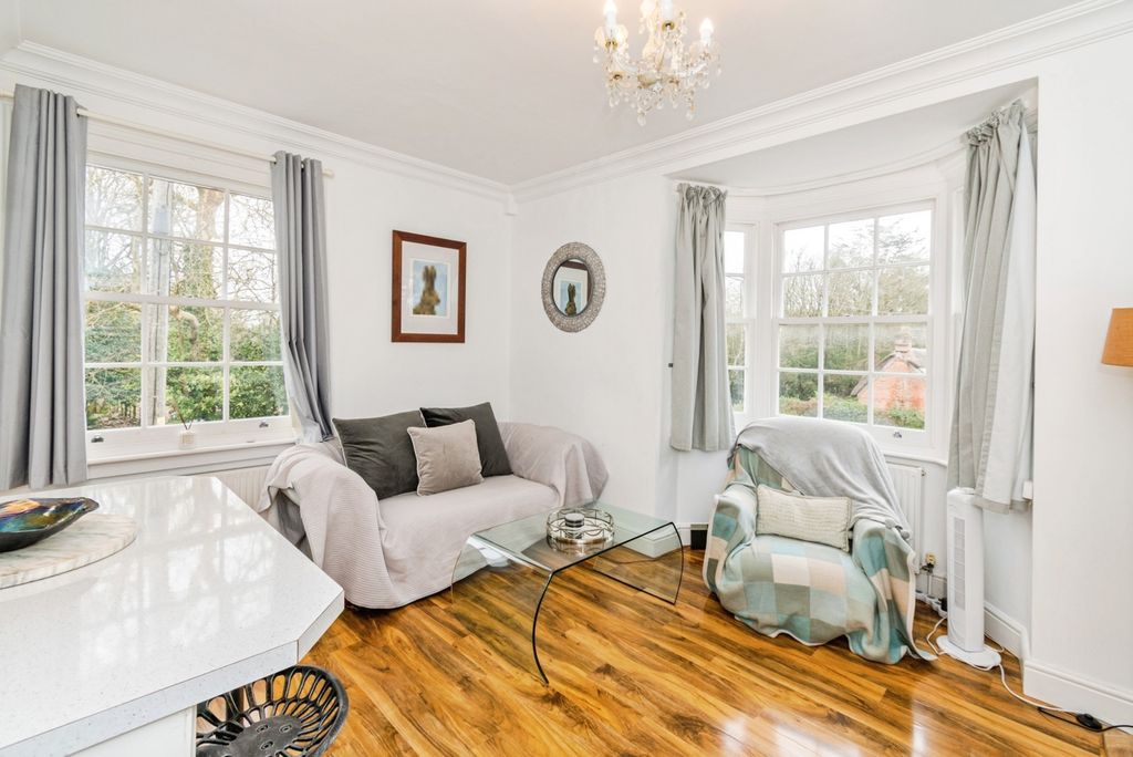 1 bed flat for saleGosport Lane, Lyndhurst, Hampshire SO43