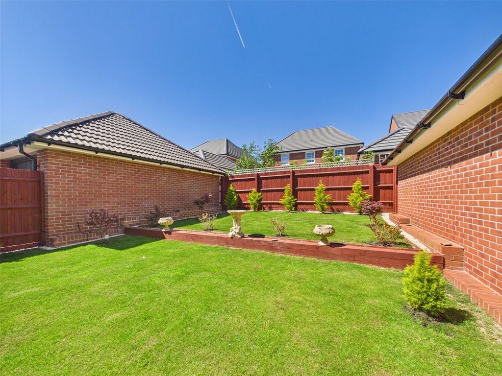 Additional image 16 of 4 bed detached house for salePeregrine Close, Newent, Gloucestershire GL18
