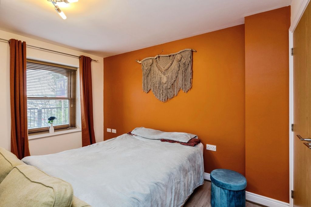 Additional image 11 of 1 bed flat for saleMeadow Bank, Llandarcy, Neath, Neath Port Talbot SA10