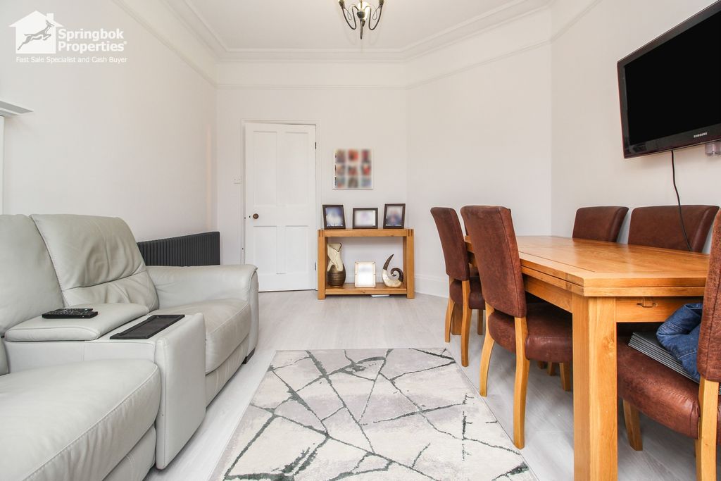 Additional image 7 of 5 bed semi-detached house for saleSnydale Road, Normanton, Wakefield, West Yorkshire WF6