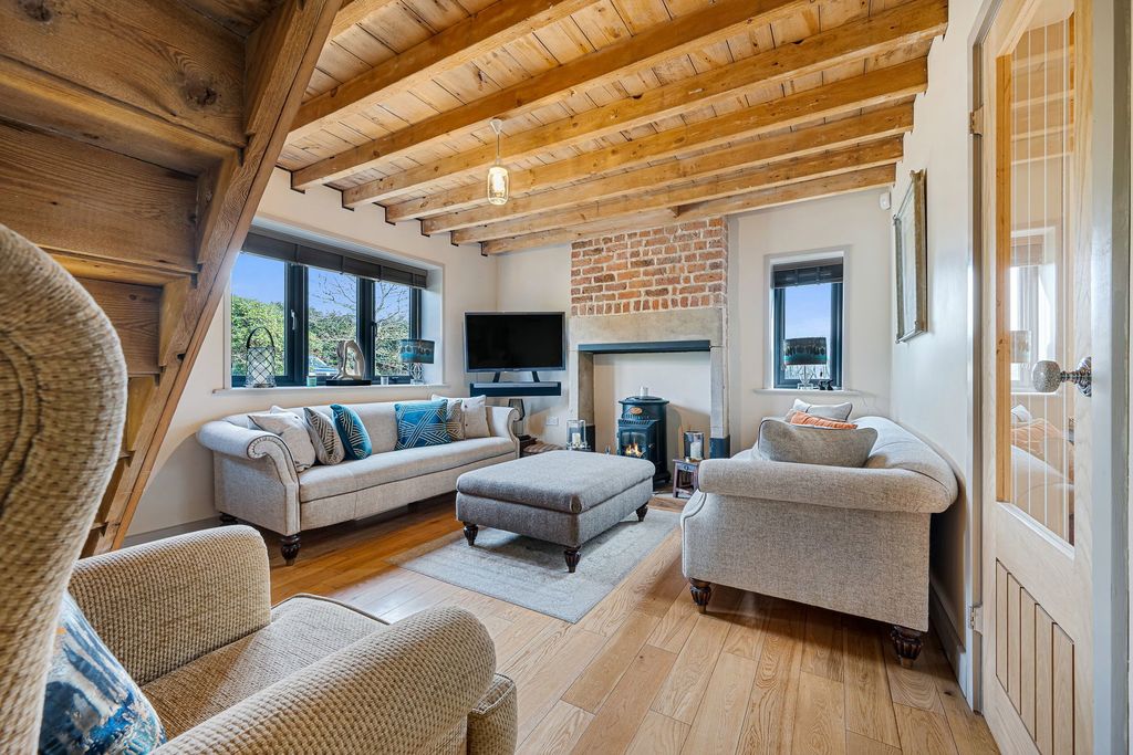 Additional image 2 of 2 bed cottage for saleCanal Cottage, Downholland, Aughton, Ormskirk L39