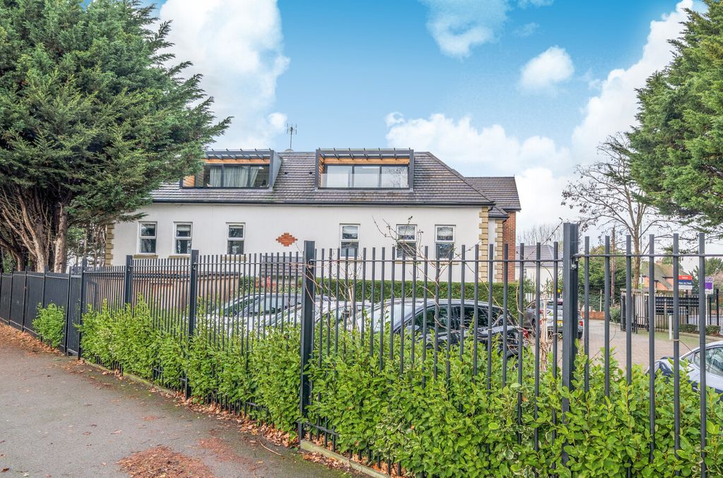 Additional image 16 of 2 bed flat for saleCrofton Lane, Orpington BR5