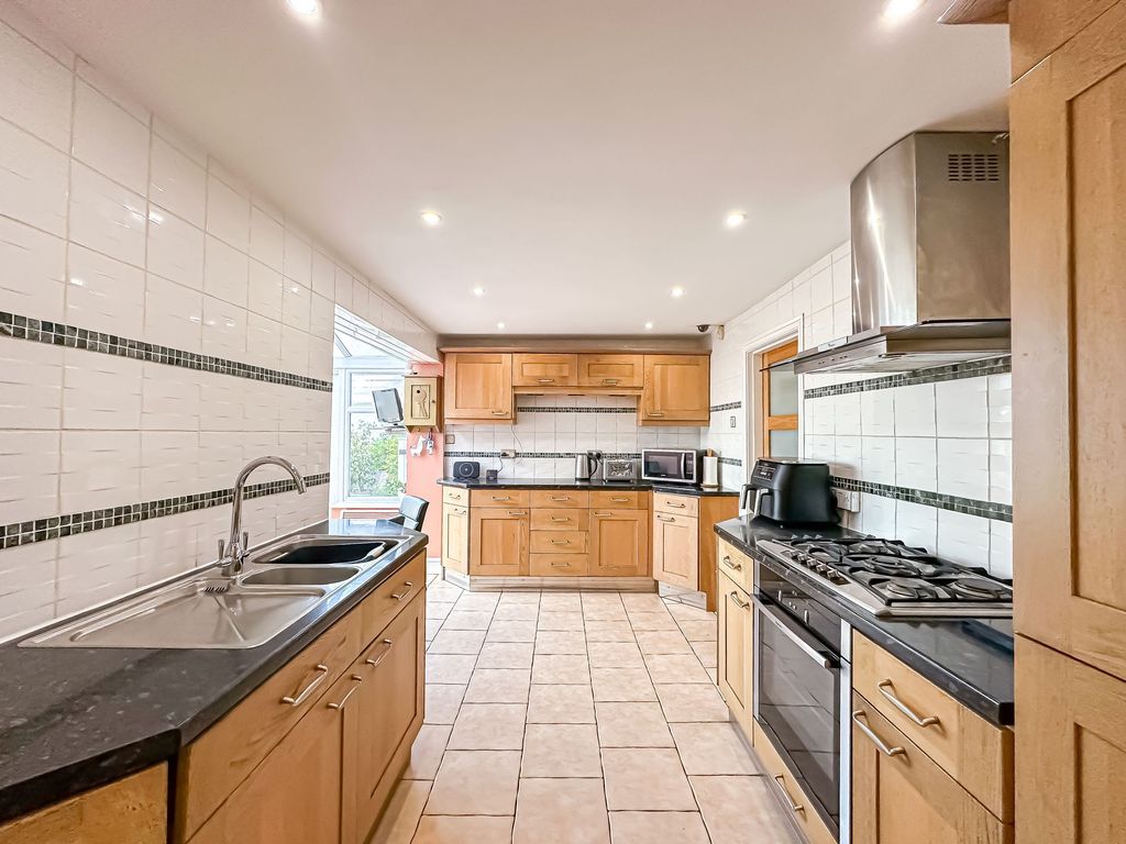Additional image 16 of 4 bed detached house for saleChester High Road, Neston CH64