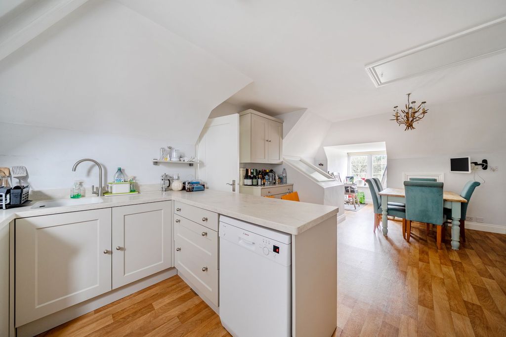 Additional image 4 of 2 bed flat for saleMare Hill Road, Pulborough RH20