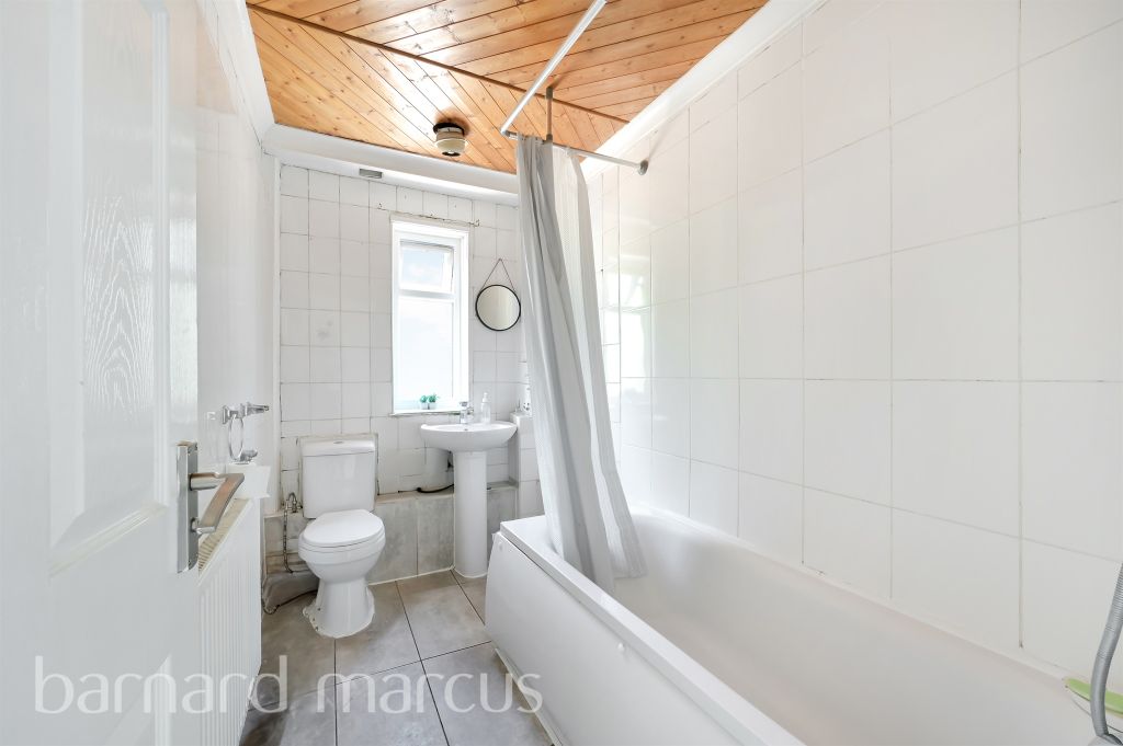Additional image 5 of 3 bed maisonette for saleCentral Road, Morden SM4