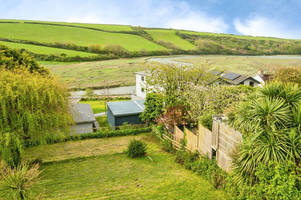 Additional image 14 of 4 bed detached house for saleTredour Road, Newquay, Cornwall TR7