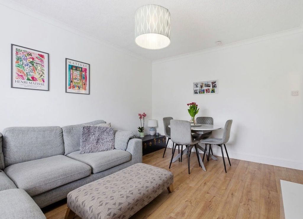 Additional image 3 of 2 bed flat for saleWebster Avenue, Carronshore, Falkirk FK2