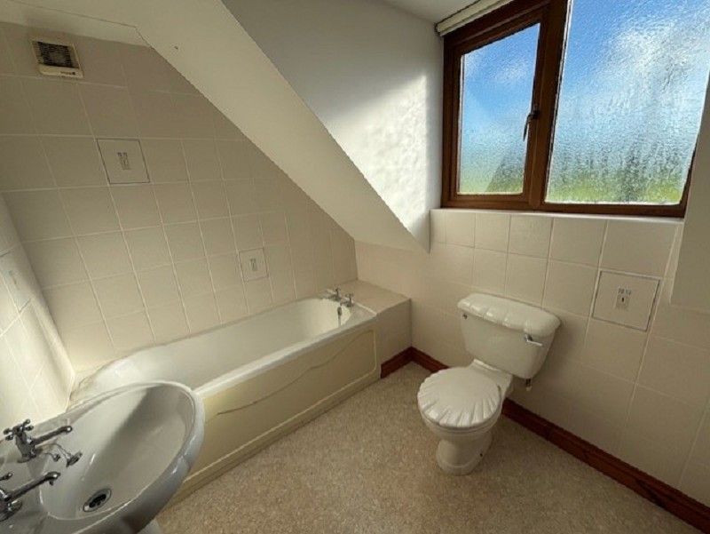 Additional image 11 of 3 bed detached bungalow for saleGolwg Y Mynydd, Llangadog, Carmarthenshire. SA19
