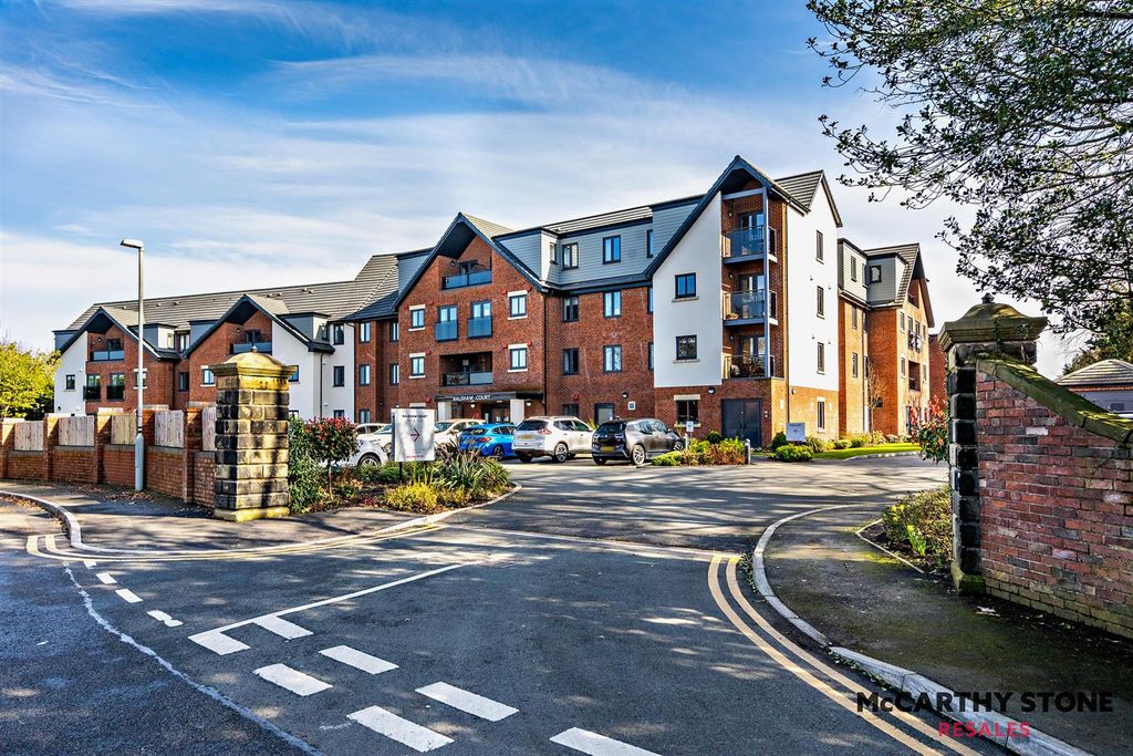 Additional image 16 of 2 bed flat for saleBurlington Gardens, Leyland PR25