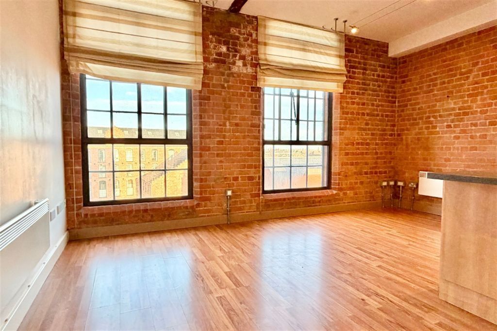 Additional image 4 of 2 bed flat for sale21 The Lace Mill, Wollaton Road, Beeston NG9