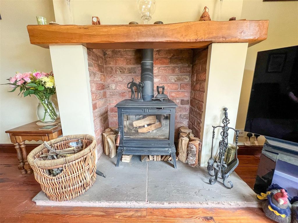 Additional image 42 of 4 bed property for saleAbbey Green Road, Leek ST13