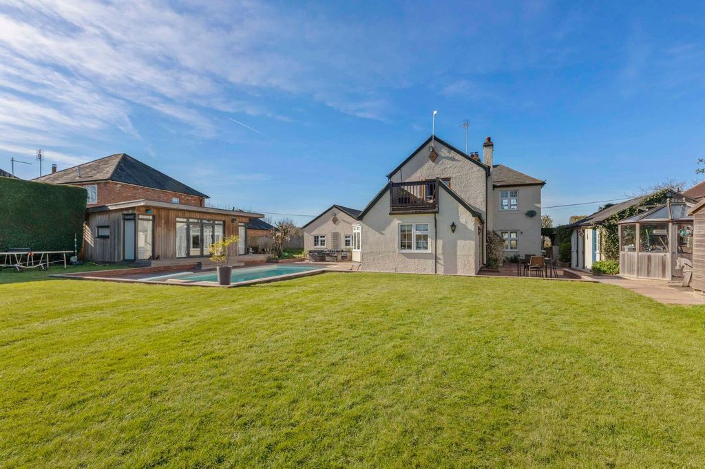 Additional image 16 of 4 bed detached house for saleIlmer, Princes Risborough HP27