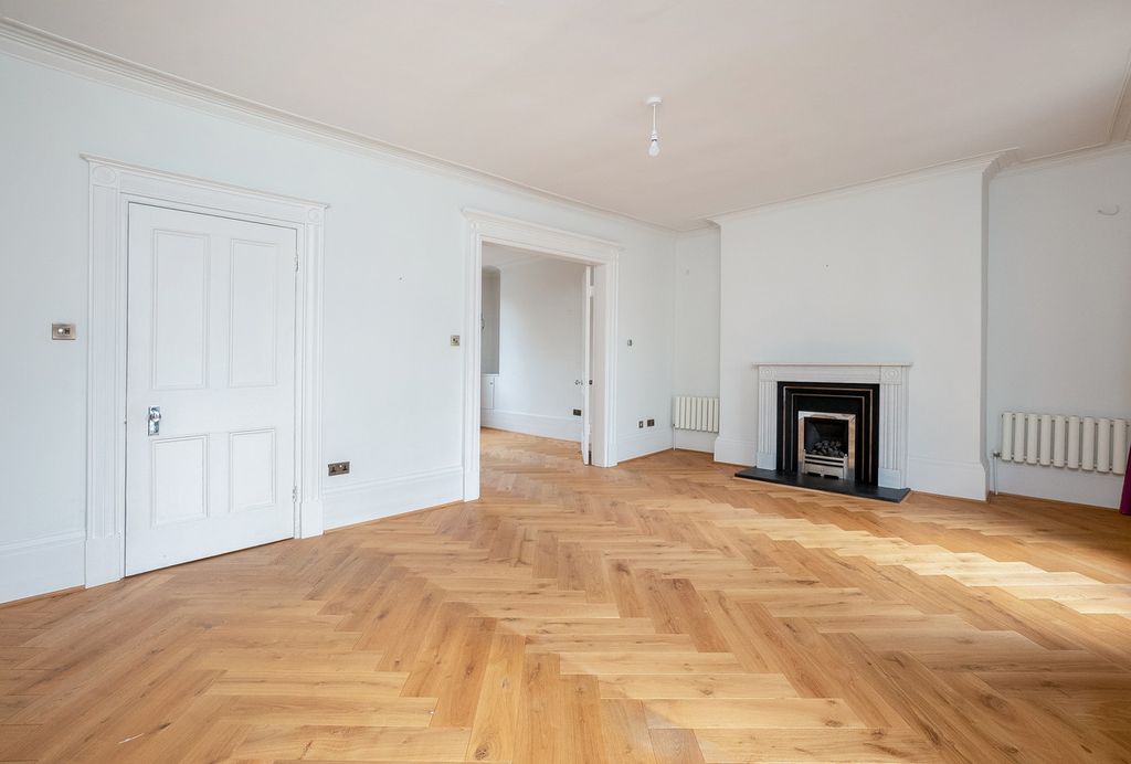 Additional image 11 of 5 bed terraced house for salePortland Street, Leamington Spa, Warwickshire CV32