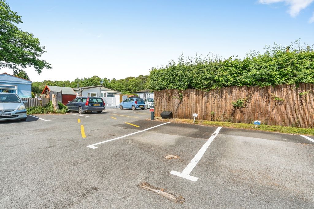 Additional image 19 of 1 bed mobile/park home for saleThatched Cottage Park, Southampton Road, Lyndhurst, Hampshire SO43