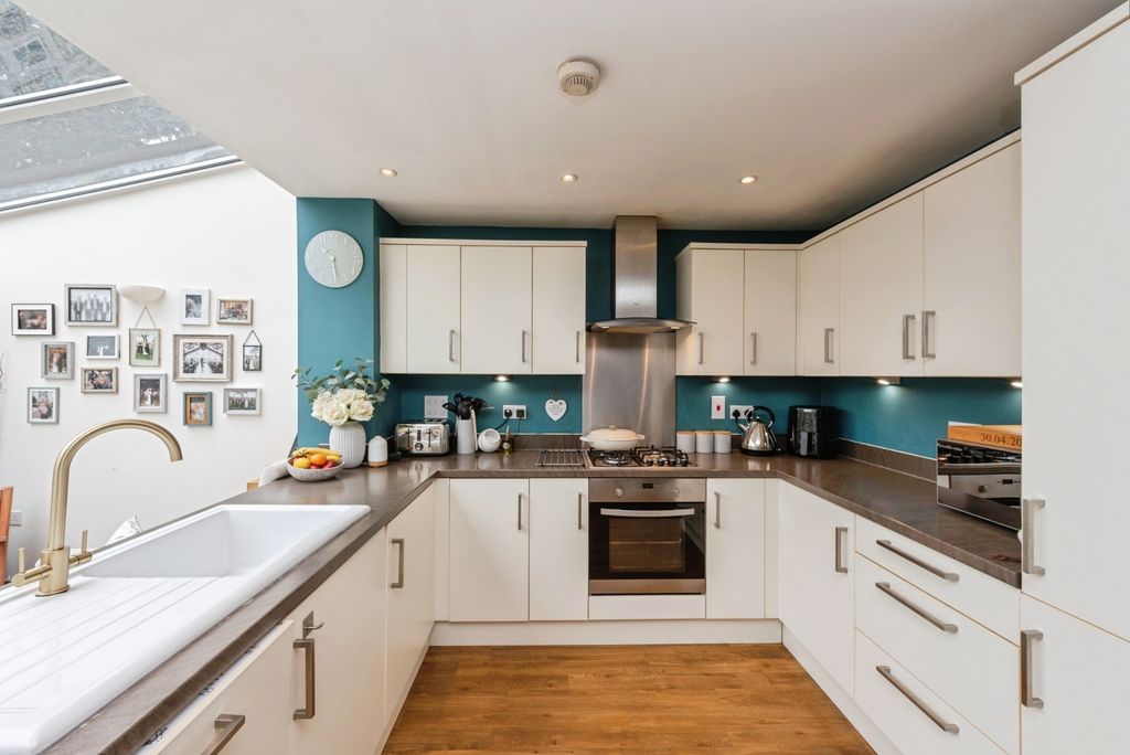 Additional image 14 of 4 bed end terrace house for saleSchoolgate Drive, Morden SM4