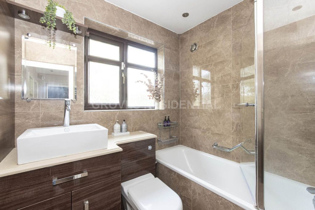 Additional image 13 of 3 bed semi-detached house for saleBeechcroft Avenue, New Malden KT3