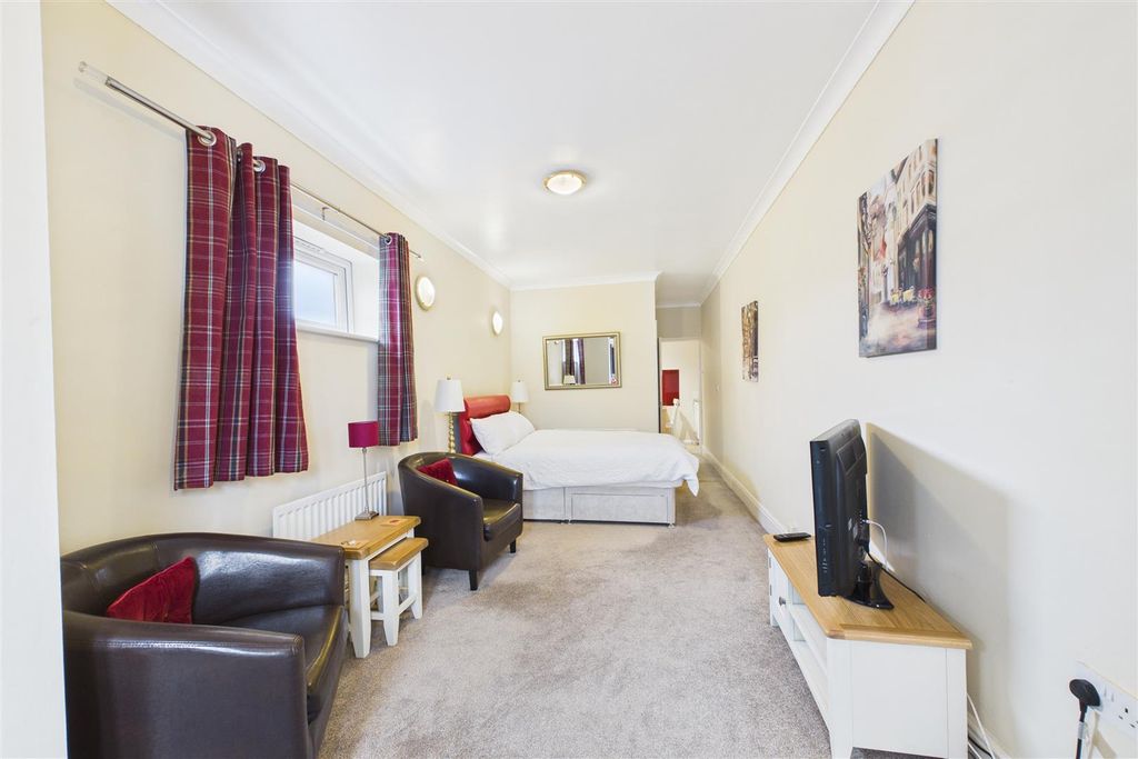 Additional image 15 of 7 bed detached house for saleLondon Road, Balderton, Newark NG24
