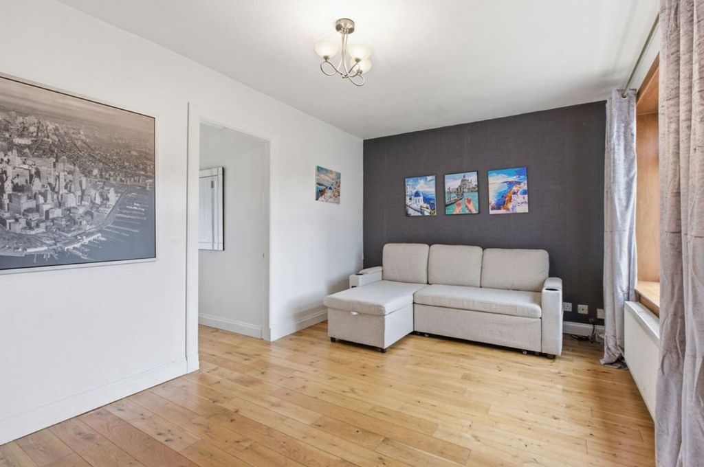 Additional image 3 of 3 bed semi-detached house for saleArdvreck Place, Carron, Falkirk FK2