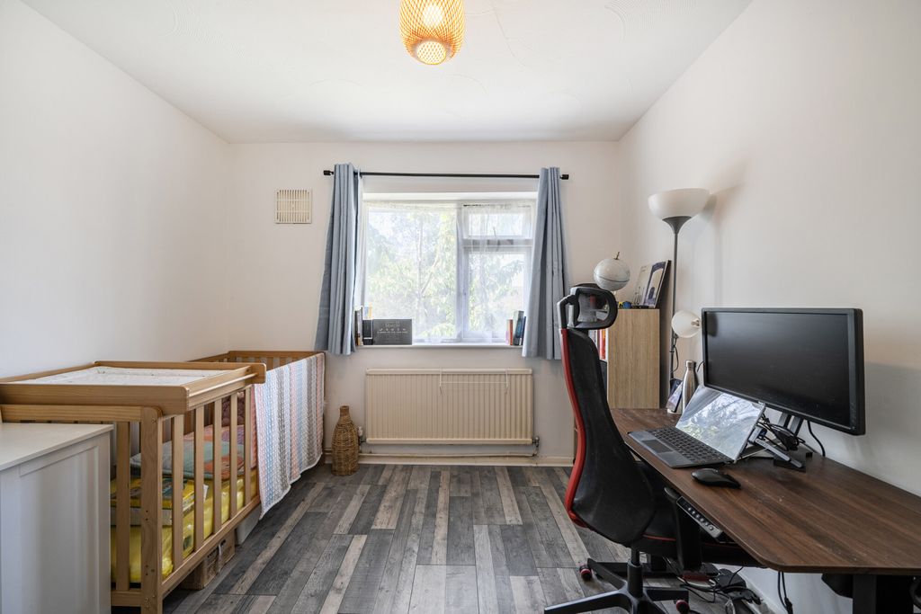 Additional image 17 of 2 bed maisonette for saleCheltenham Close, Northolt UB5