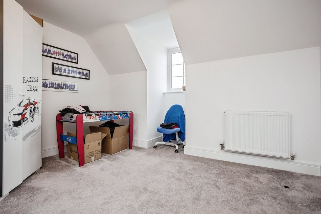 Additional image 13 of 6 bed detached house for saleThreadneedle Way, Newark NG24