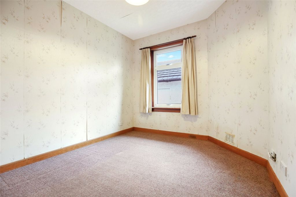 Additional image 10 of 6 bed bungalow for saleGlenacre Drive, Largs, North Ayrshire KA30