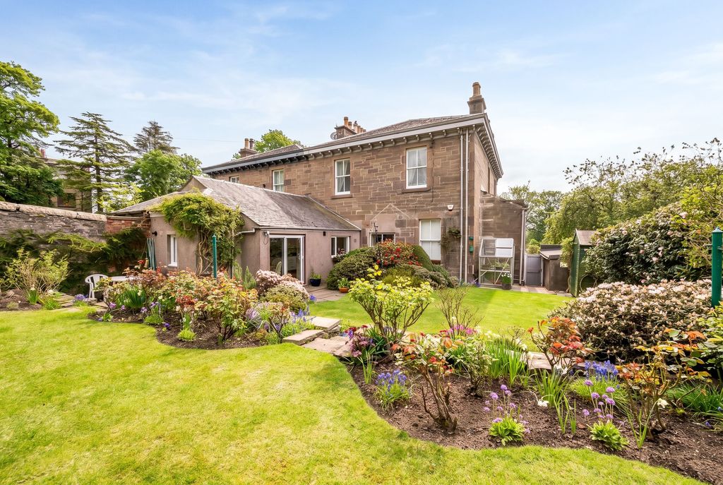 Additional image 2 of 5 bed semi-detached house for sale2A Bingham Terrace, Dundee DD4