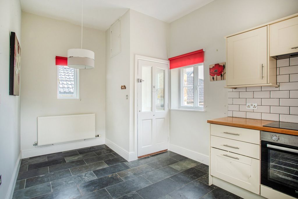 Additional image 3 of 1 bed flat for saleMarket Place, Tetbury GL8