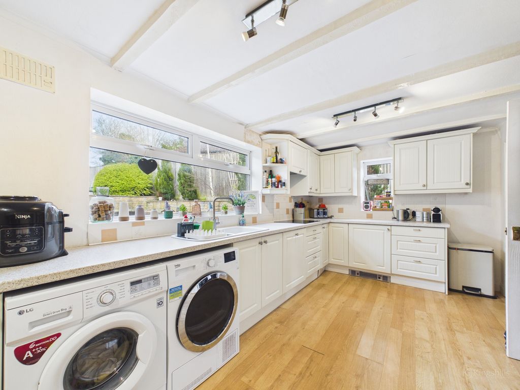Additional image 6 of 3 bed semi-detached house for saleNorthfield Road, Princes Risborough, Buckinghamshire HP27