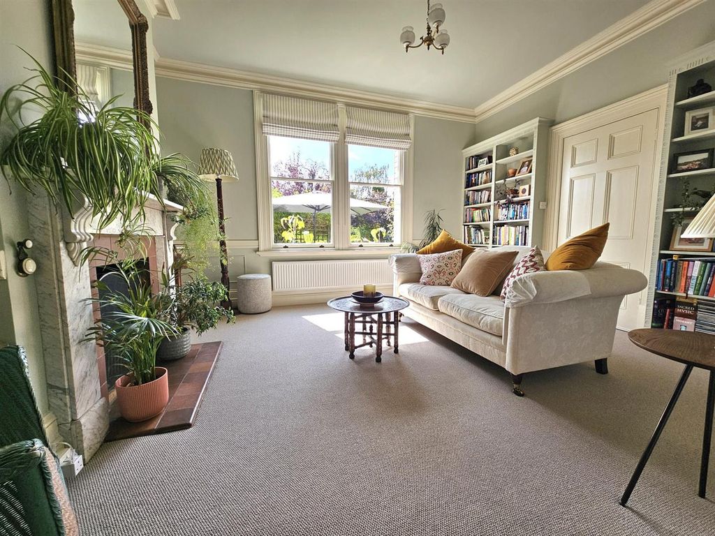 Additional image 4 of 6 bed link detached house for saleStation Lane, Longhope GL17