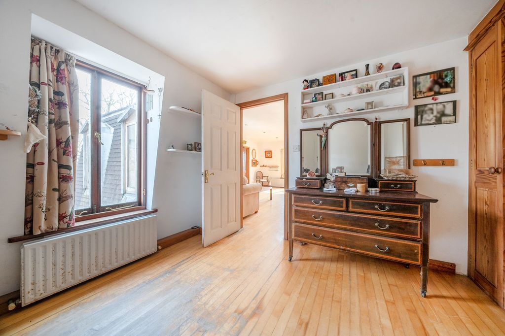Additional image 21 of 3 bed maisonette for saleBriarwood Workshop And Studio, Bepton Road, Midhurst GU29