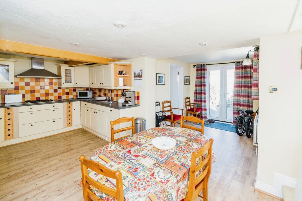 Additional image 3 of 3 bed cottage for salePikes Hill, Lyndhurst, Hampshire SO43