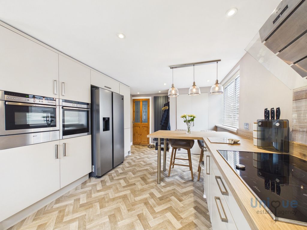Additional image 4 of 4 bed semi-detached house for saleSawley Avenue, Lytham St. Annes FY8
