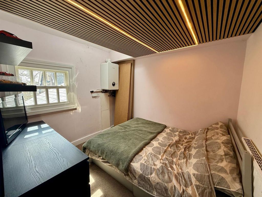 Additional image 12 of 2 bed flat for saleSt Albans Place. Chester Road, Macclesfield SK11