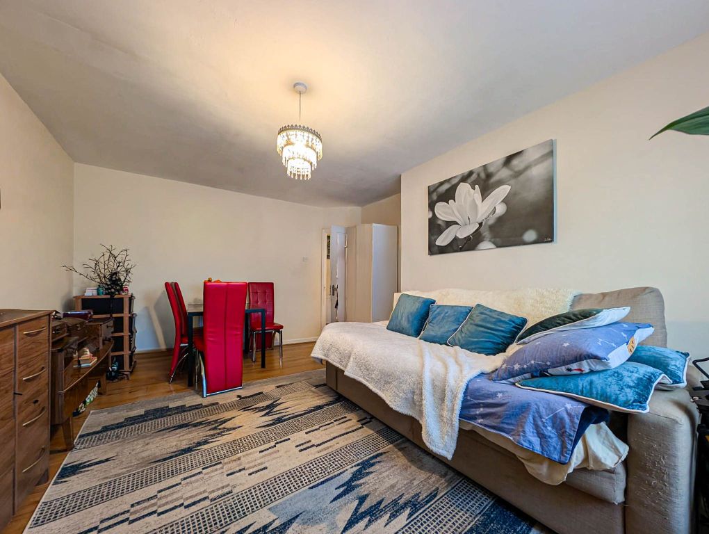 Additional image 3 of 2 bed maisonette for salePearson Court, Central Road, Morden SM4