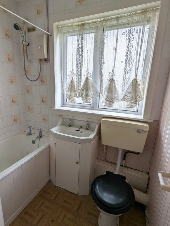 Additional image 6 of 2 bed flat for sale83 Barkerland Avenue, Dumfries DG1